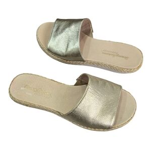 Tommy Bahama Inaya Relaxology Leather Gold Slide Sandals Beachy Vacation Comfy
